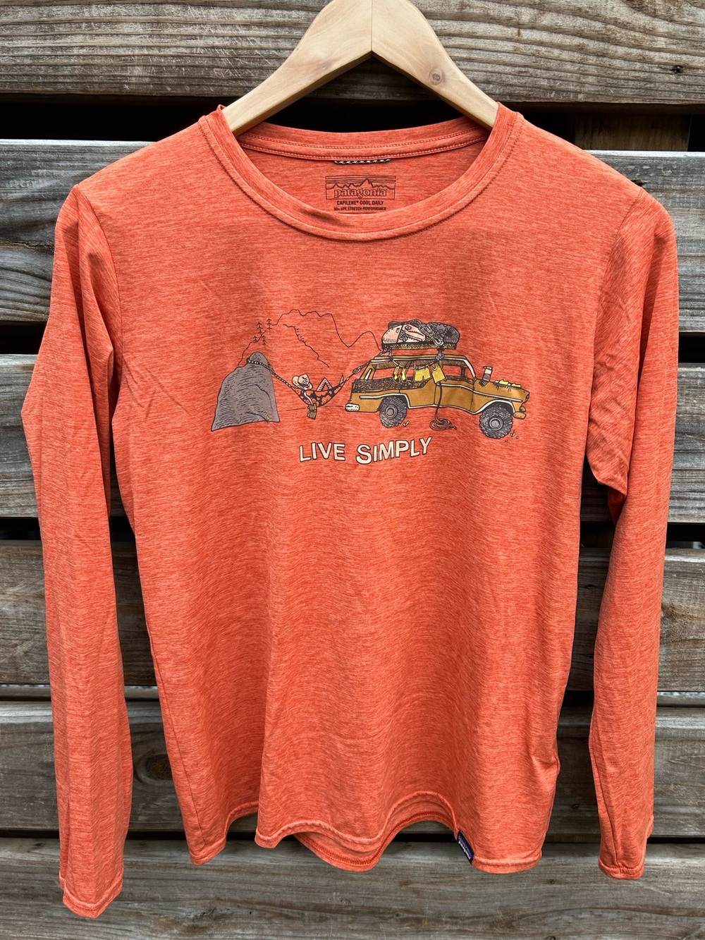 Patagonia Capilene Cool  Sleeve graphic UPF 50 - like new